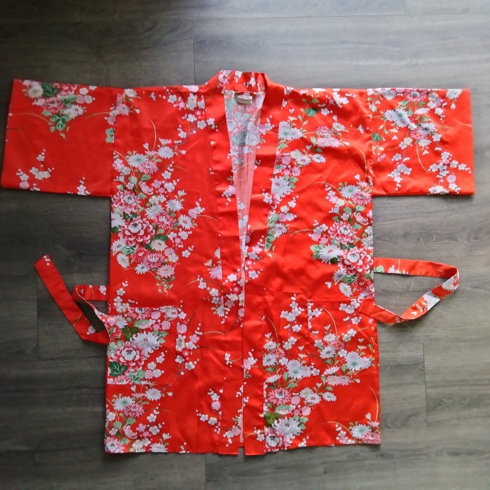 Bright Red Silky Flower Cherry Blossom Japanese Dress Robe Kimono w/ Tie